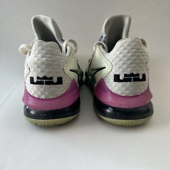 Nike LeBron 17 Glow In The Dark  Athletic Shoes Sneakers - Picture 2 of 8